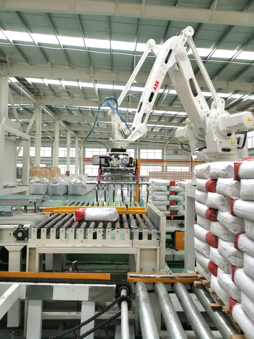 ?大廣金剛砂地坪材料  新鄉自動(dòng)化工廠(chǎng)！